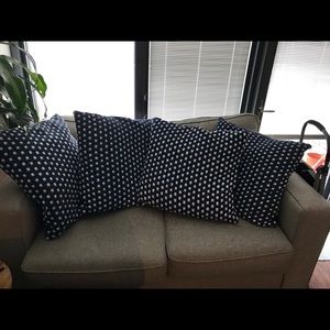 1 - Envogue 24X24 INDOOR OUTDOOR pillow textured